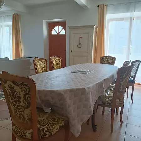 Belle Maison Du 18e Siecle Nyaraló *