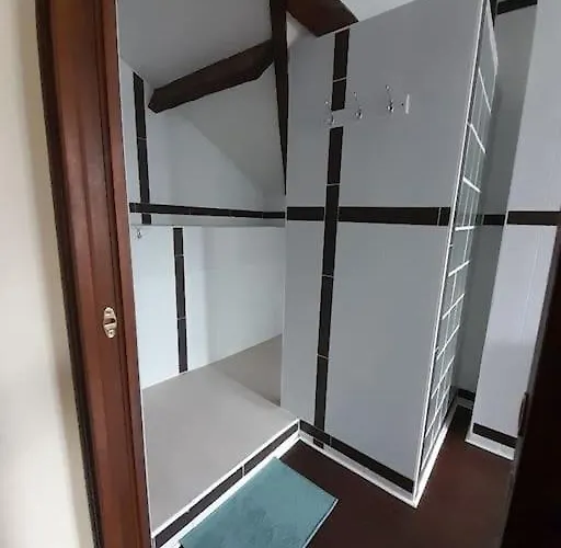 Belle Maison Du 18e Siecle Bazemont